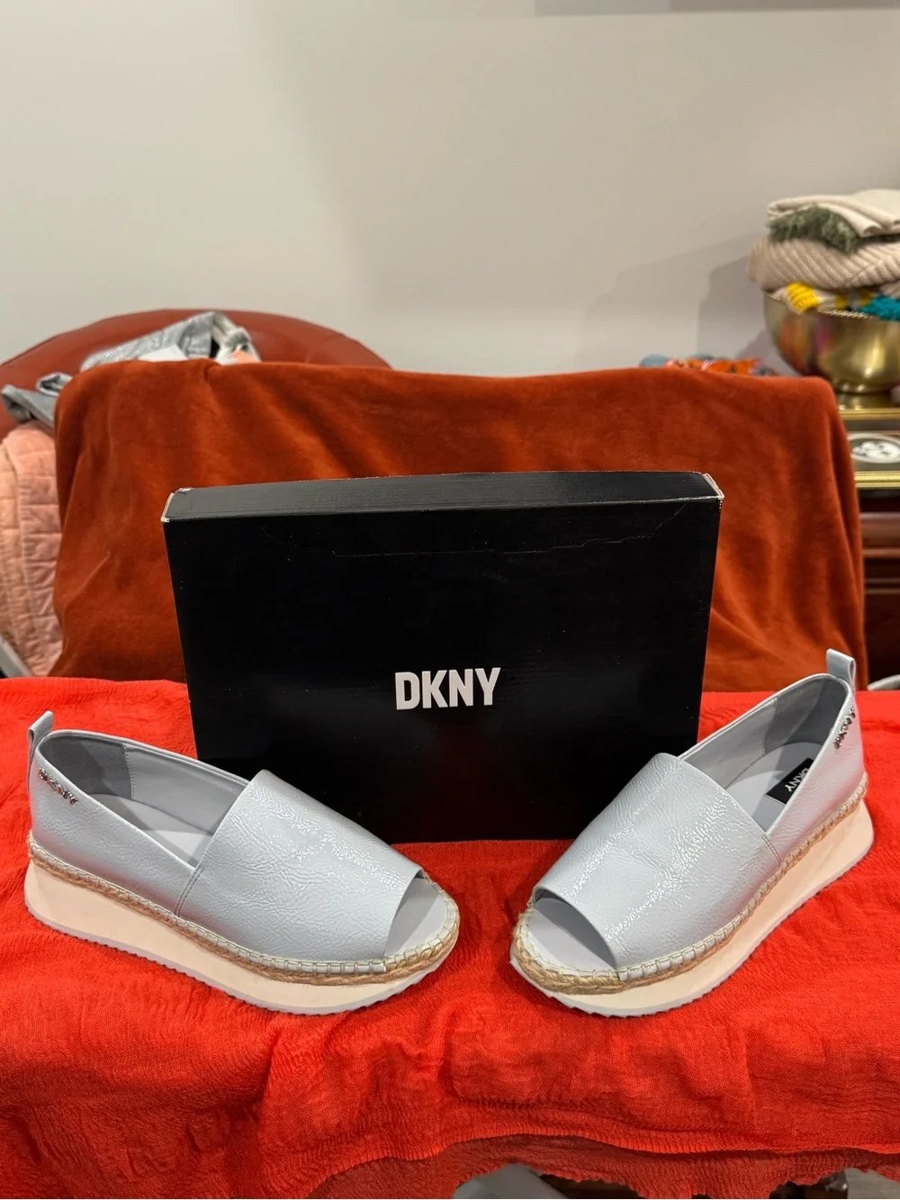 DKNY Light Gray Leather Open-Toe Espadrille Slide